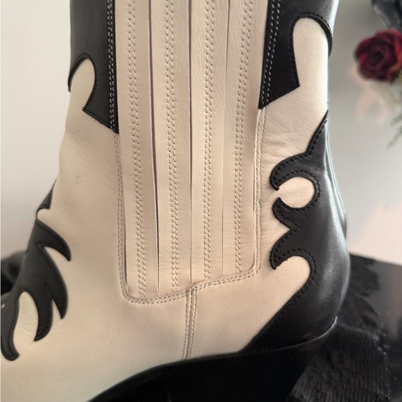 Dolce Vita Black and White western country cowboy Ankle Boots - Picture 4 of 8